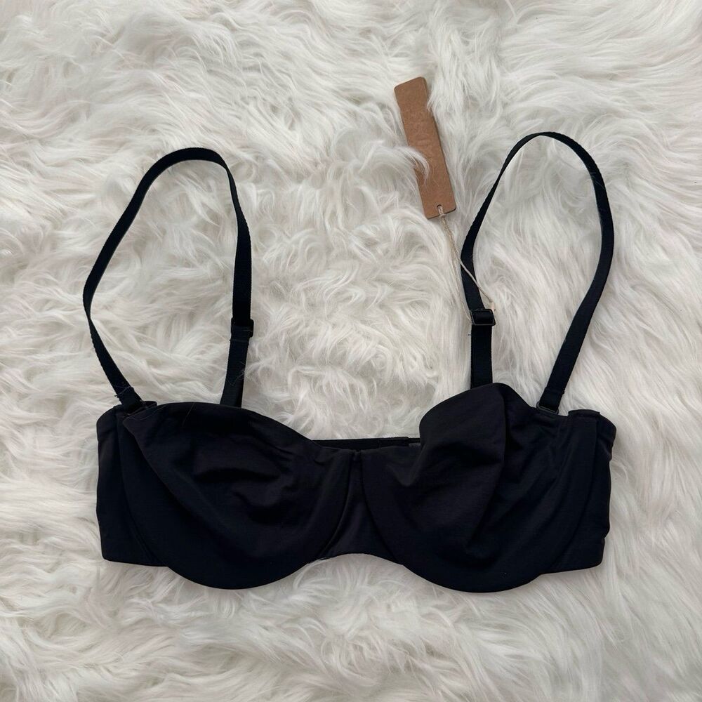 Skims Smoothing Intimates Strapless Bra Onyx Size 32B
